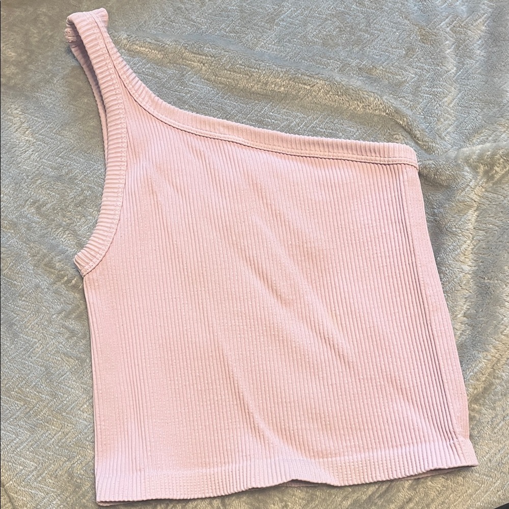 One-Shoulder Ribbed Top